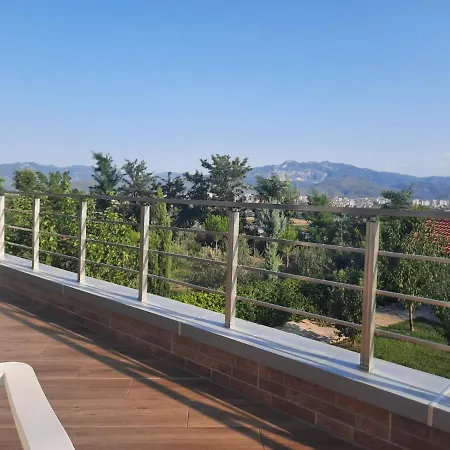 Hilltop Hideaway * Elbasan