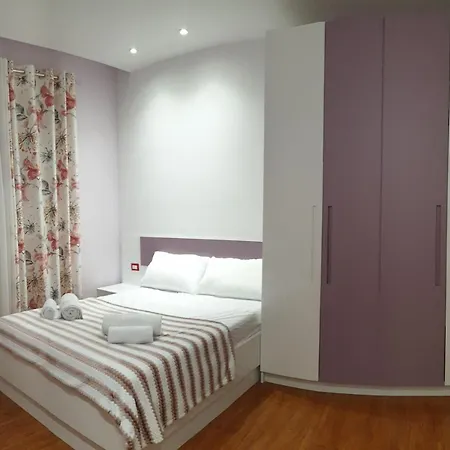 Hilltop Hideaway Bed & Breakfast *