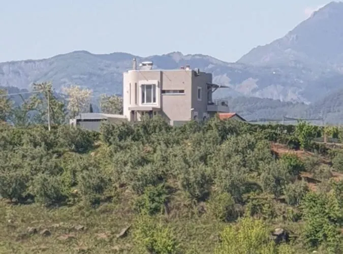 Hilltop Hideaway Elbasan