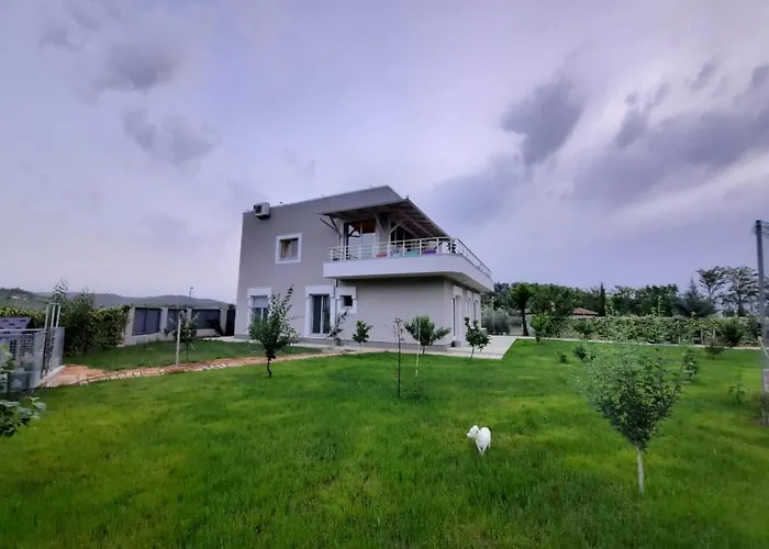 Hilltop Hideaway Elbasan