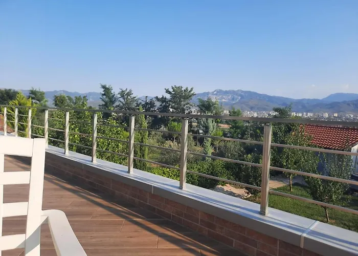 Hilltop Hideaway * Elbasan